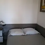 شقة Leucateloc لوسات
